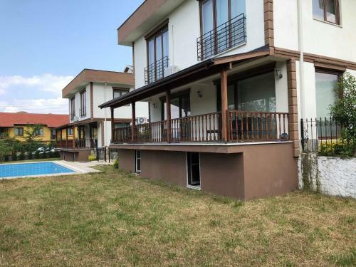 Villa Yasemin