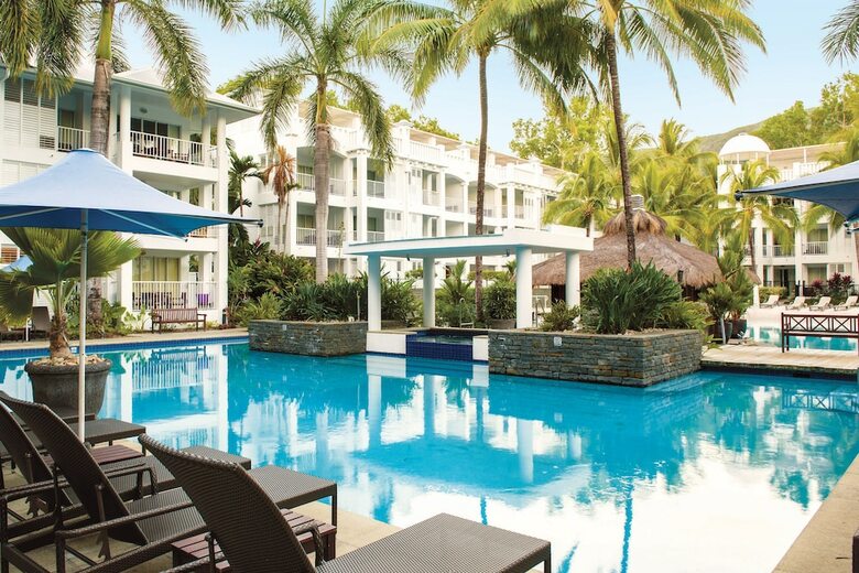 Hotel Peppers Beach Club And Spa Palm Cove