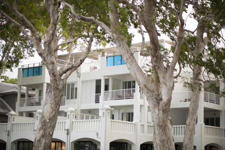 Hotel Peppers Beach Club And Spa Palm Cove