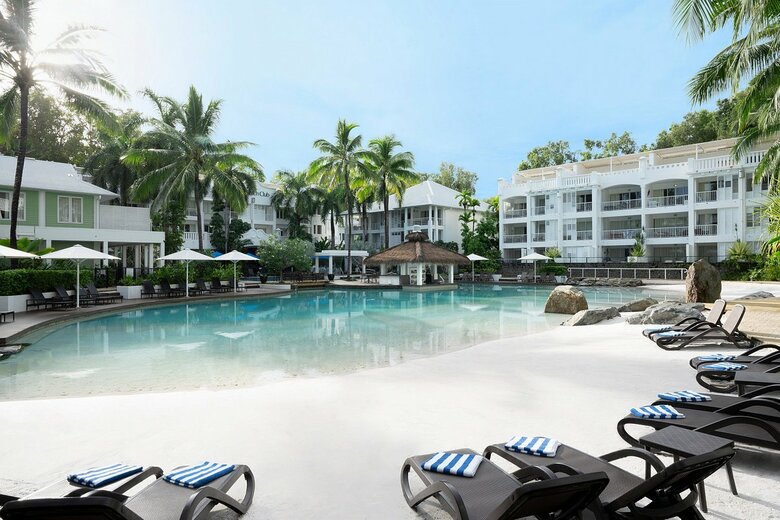 Hotel Peppers Beach Club And Spa Palm Cove