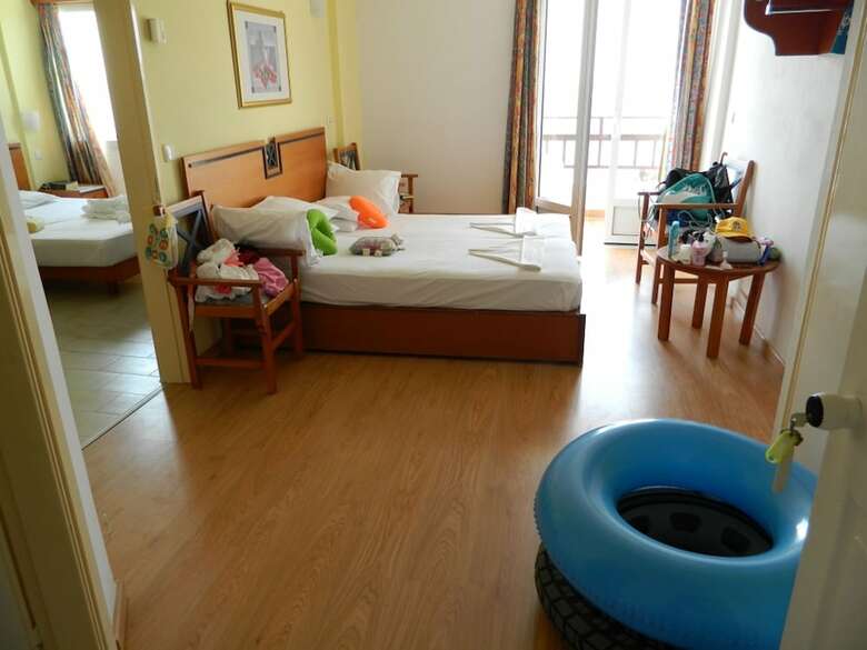 Hotel Glicorisa Beach