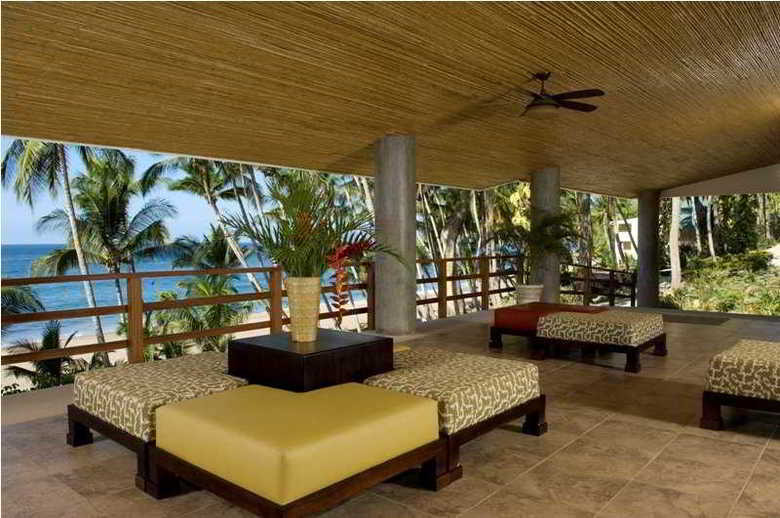 Hotel Tango Mar