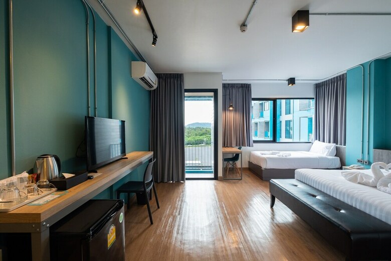 S.22 Hotel Suratthani