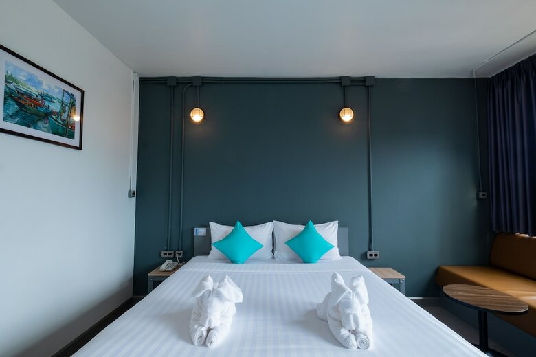 S.22 Hotel Suratthani