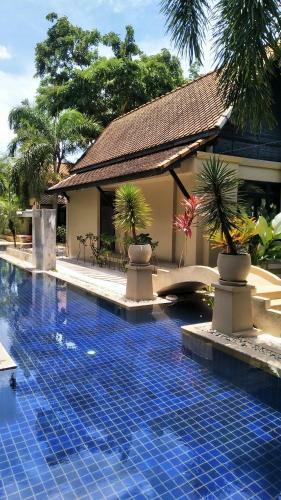 Lodge Montra Hotel