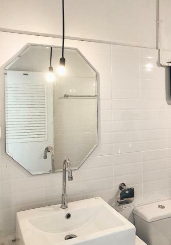 Albergue Beige Poshtels + Netflix