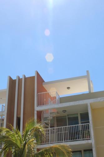 Gorgeous & Affordable Penthouse