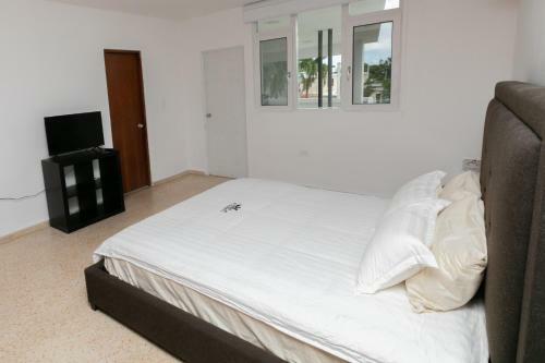 Hostal Cacique 2260