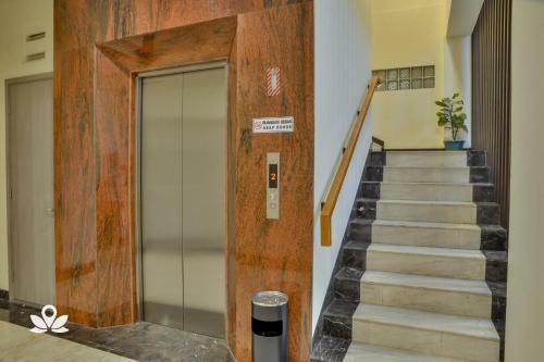 Hostal Zen Rooms Near Istana Plaza