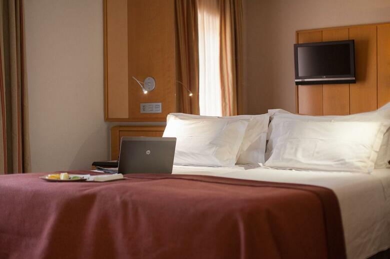 Hotel Silken Rona Dalba