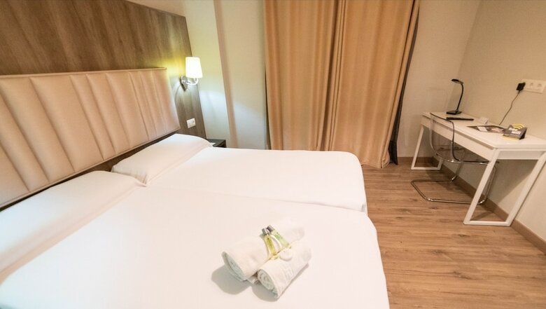 Hotel Sercotel Do�a Carmela