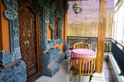 Hostal Shiva House