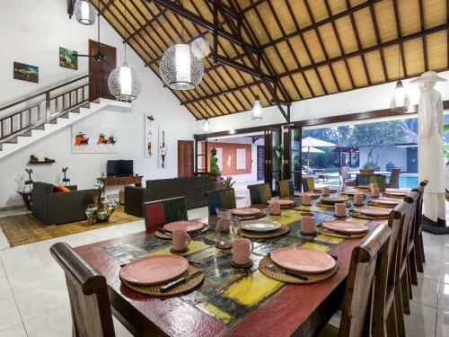 Villa Candi Kecil Empat