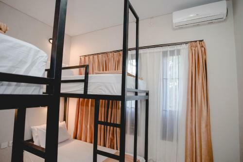C8 Bed And Breakfast