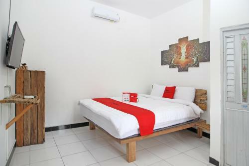 Hostal Reddoorz Near Akmil Magelang