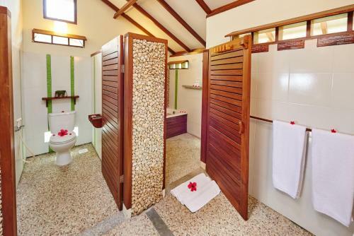 Hotel Cocotinos Manado