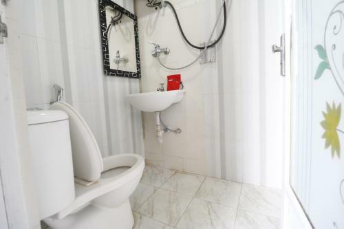 Hotel Reddoorz @ Ranotana Manado