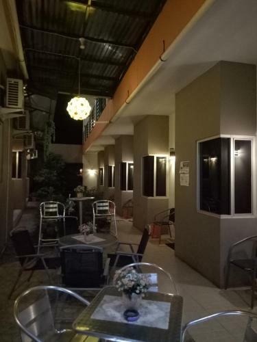 Hostal My Place
