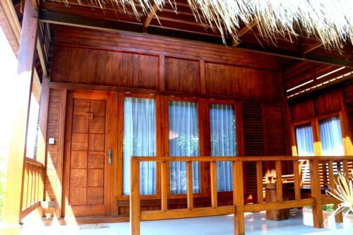 Hotel Pemedal Beach Resort