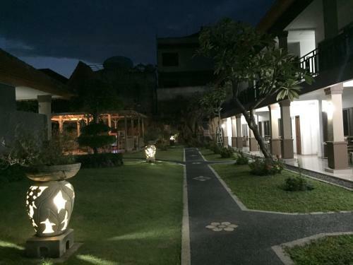 Hotel Agung Cottages