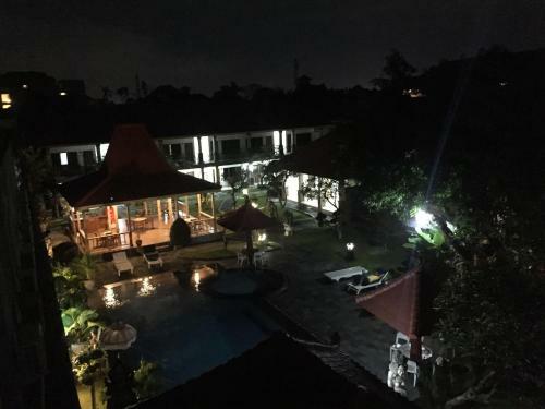 Hotel Agung Cottages