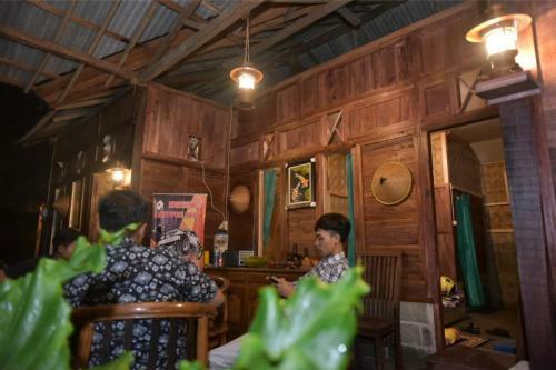 Wisata Pinus Songgon