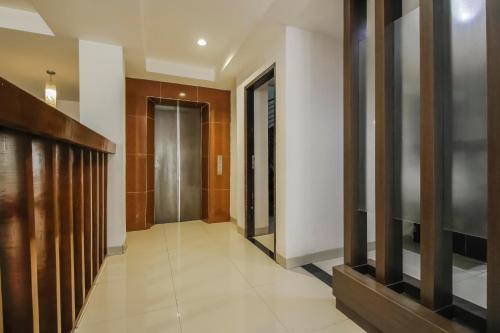 Hostal Reddoorz Plus Near Galaxy Bekasi