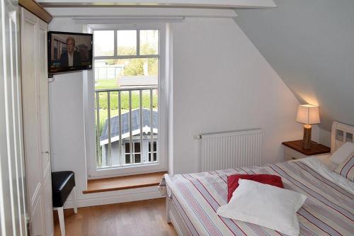 Haus-tomke-305021