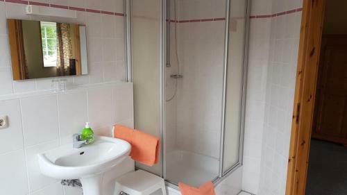 Hostal Ferienparadies M�hlenbach