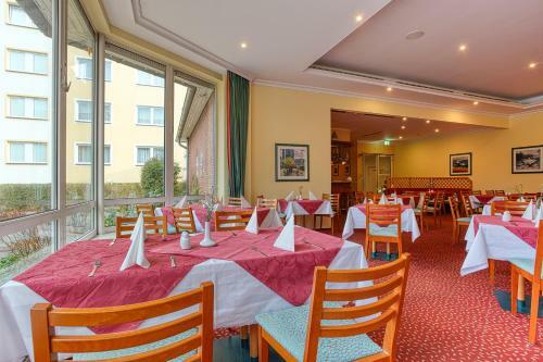 Hotel Elbotel Rostock By Centro