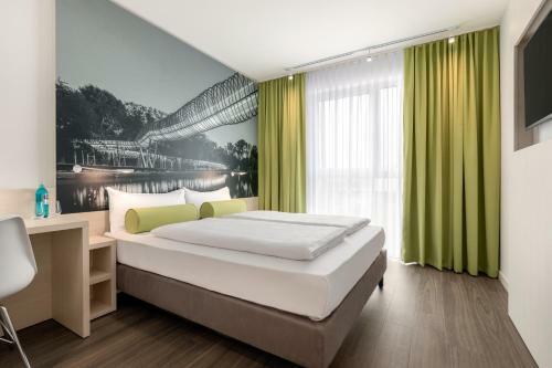 Hotel Super8 By Wyndham Oberhausen