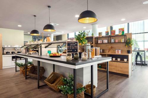 Hotel Super8 By Wyndham Oberhausen