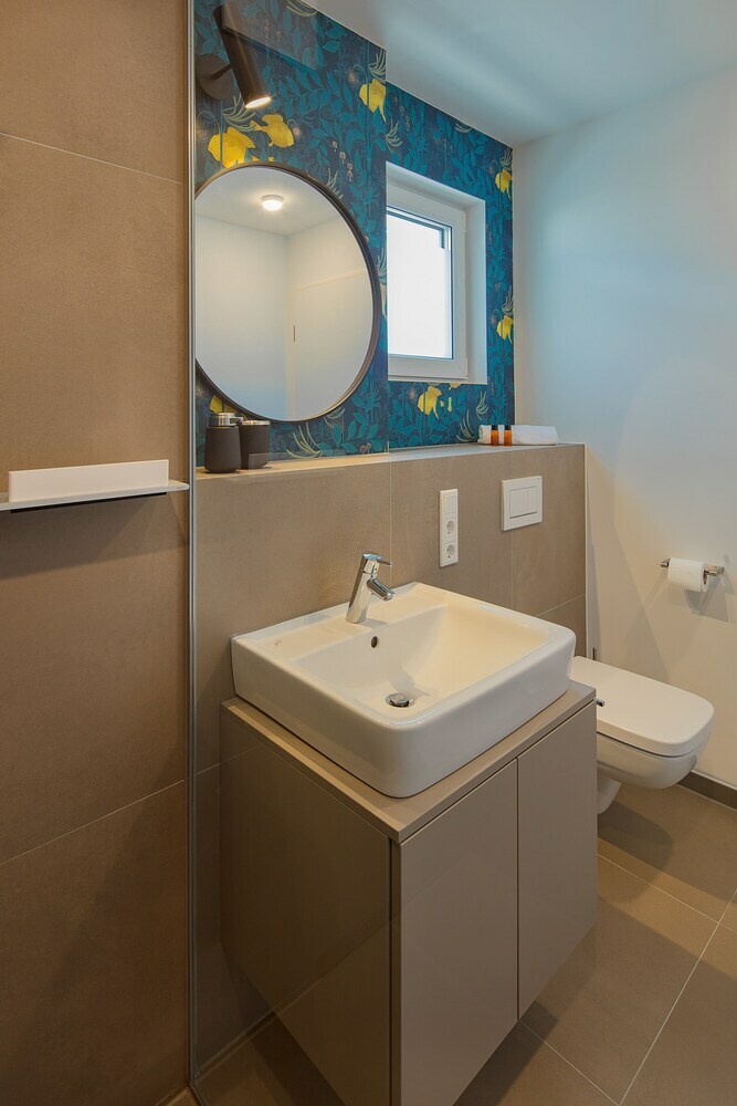 Dd Suites Serviced Apartments