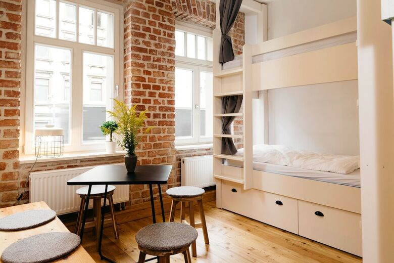Hostel Multitude