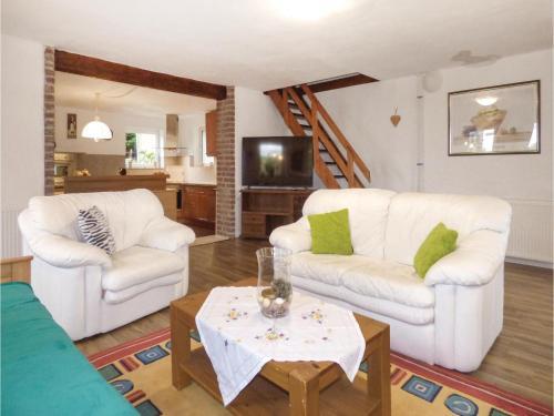 Three-bedroom Holiday Home In Hellenthal