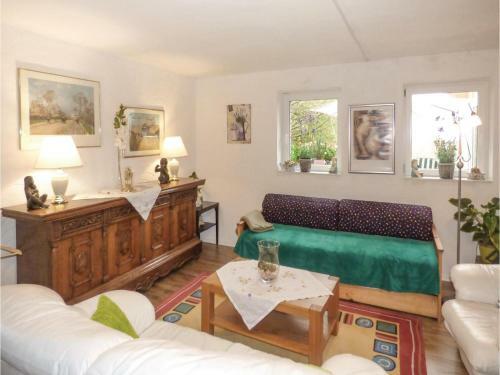 Three-bedroom Holiday Home In Hellenthal