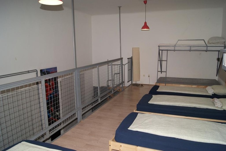 Apartamentos Happy Hostel