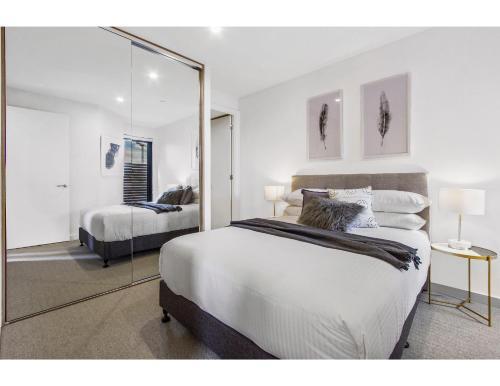 Boutique Apartment In Quiet, Sought-after Suburb