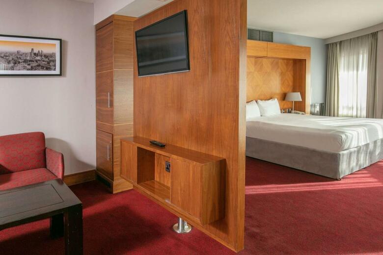 Hotel Crown Moran