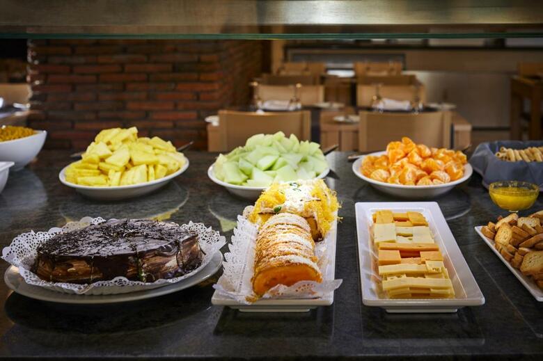 Alcazar Hotel & Spa