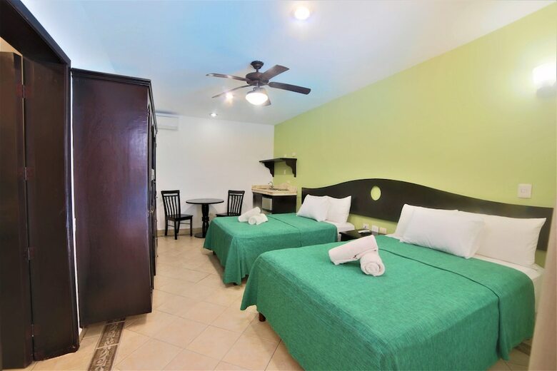 Playa Del Carmen Hotel