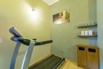 Hotel Mateos 1215