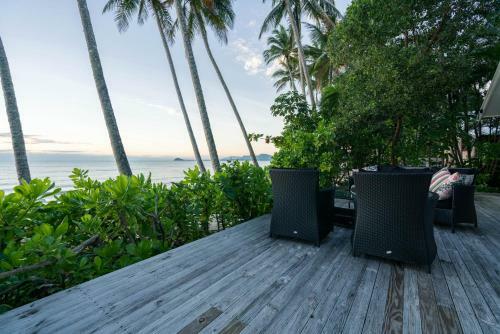 Frangipani Beach House - Newell Beach