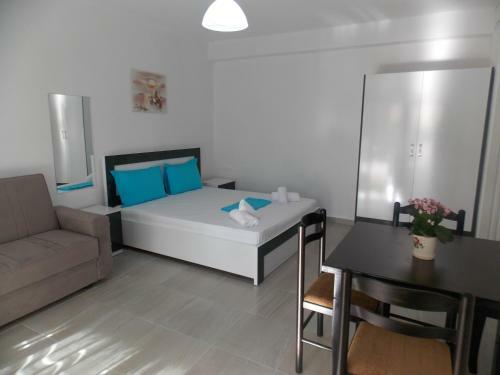 Elvin Apartments