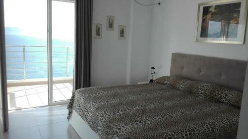 Bay View Apartment