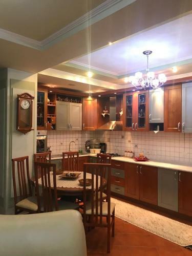 Iris Apartment
