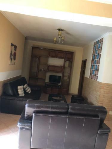 Apartamento Kushta's Home