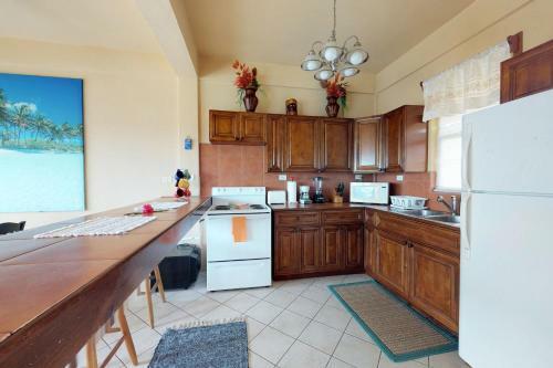 Suite F302 Mara Laguna