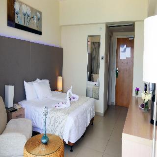 Pernera Beach Hotel