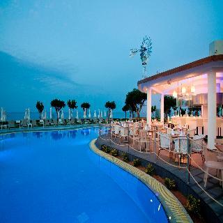 Pernera Beach Hotel